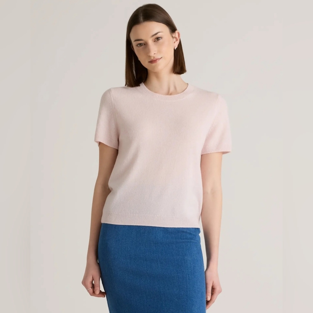 NWOT Quince Mongolian Cashmere Tee